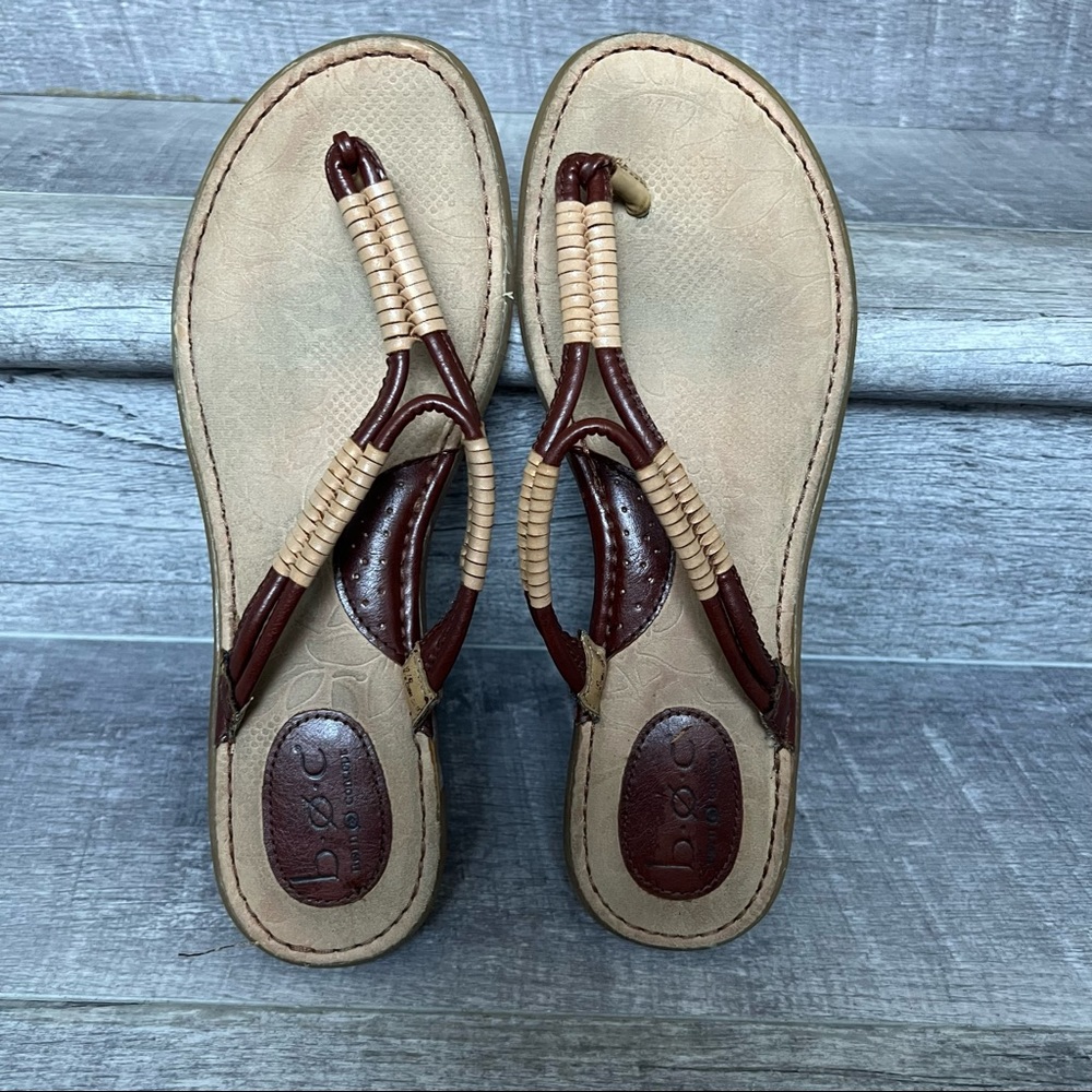 Born Concept Women’s Cushion Insole Flat Thong Sandals Size 10 Flip Flops
